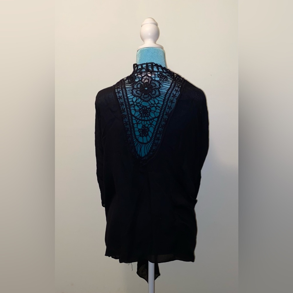 Black Wrap or Tie